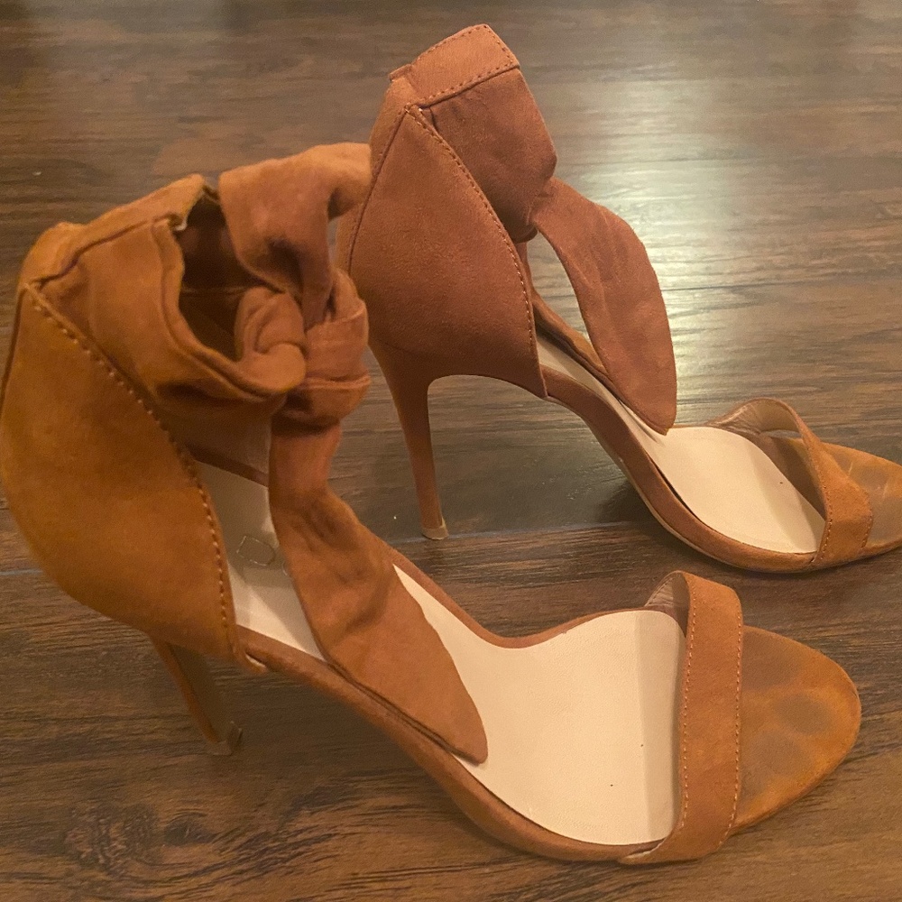 Aldo Size 9 Brown/Tan Suede